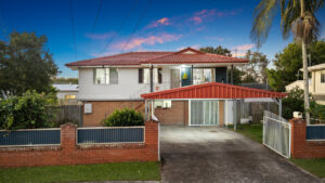  12 Maple Street, Kingston