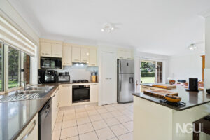  24-26 Belvedere Court, Chambers Flat