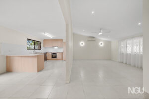  8 Woodview Street, Browns Plains