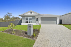  2 Alder Street, Logan Reserve