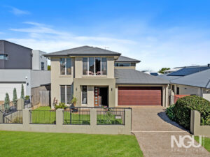  11 Phoenix Street, Rochedale