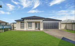  21 Sams Way, Marsden
