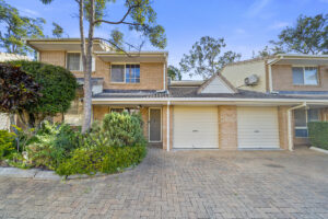 7 /  42 Monash Road, Loganlea