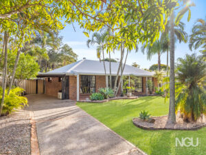  15 Packett Crescent, Loganlea