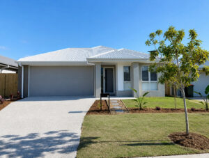  23 Proctor Circuit, Logan Reserve