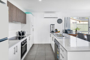  6 Bluegum Drive, MARSDEN