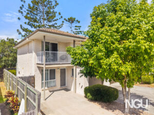 2 /  31 Lyrebird Street, Loganlea