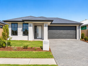 6 Jackson Chase, Logan Reserve