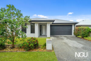 6 Jackson Chase, Logan Reserve