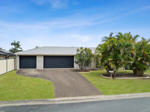  32 Ashmore Close, Marsden